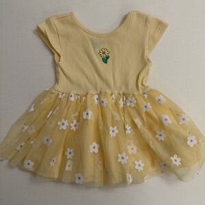 Old Navy flower yellow dress